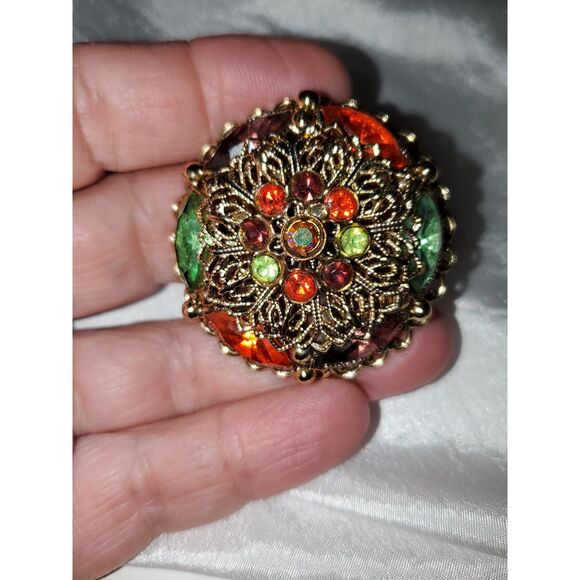 A Vintage Rhinestone Brooch Pin Gold Tone Filigree Boho Domed Artistic As-Is - Picture 10 of 12